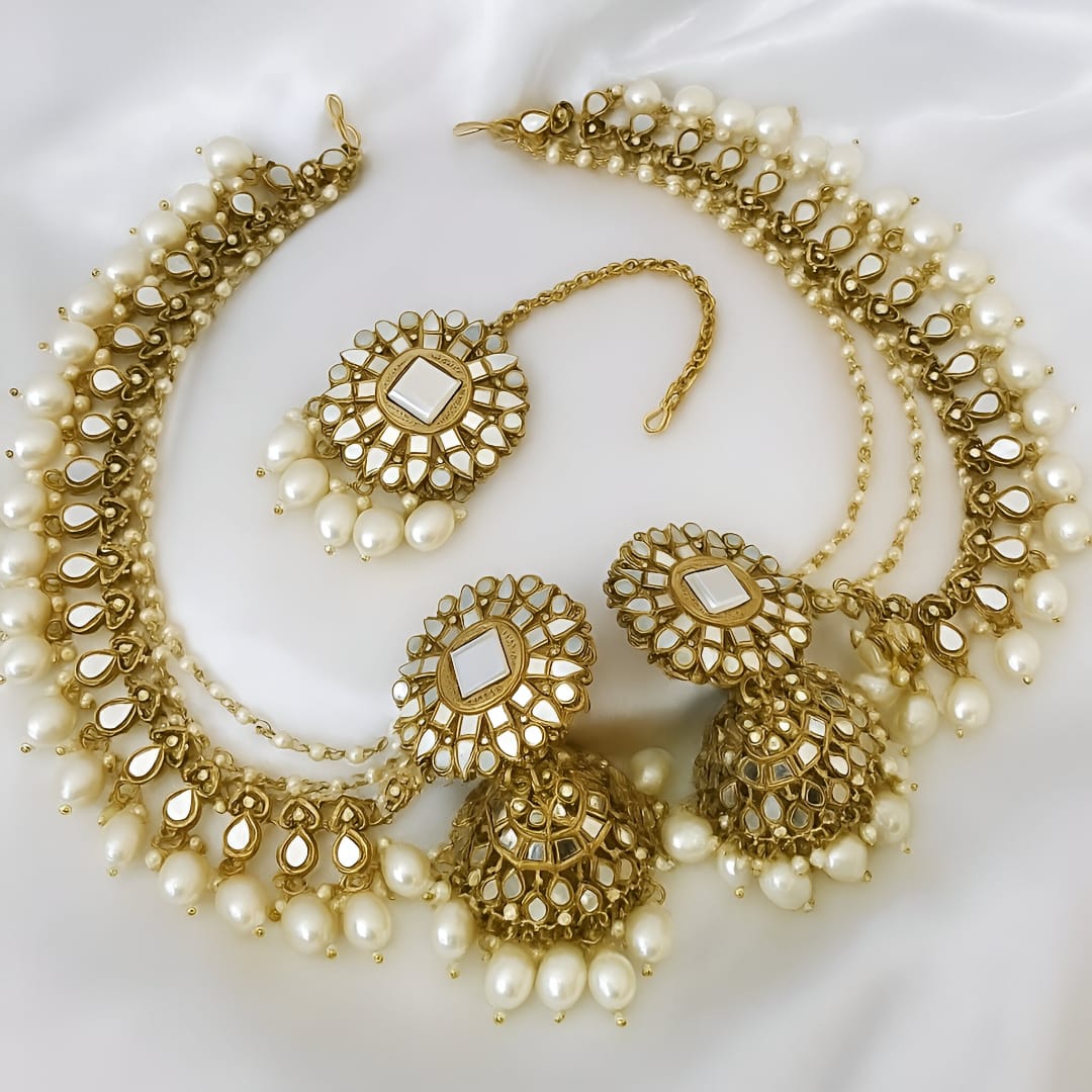 Regal Charm Jhumka with Maang Patti