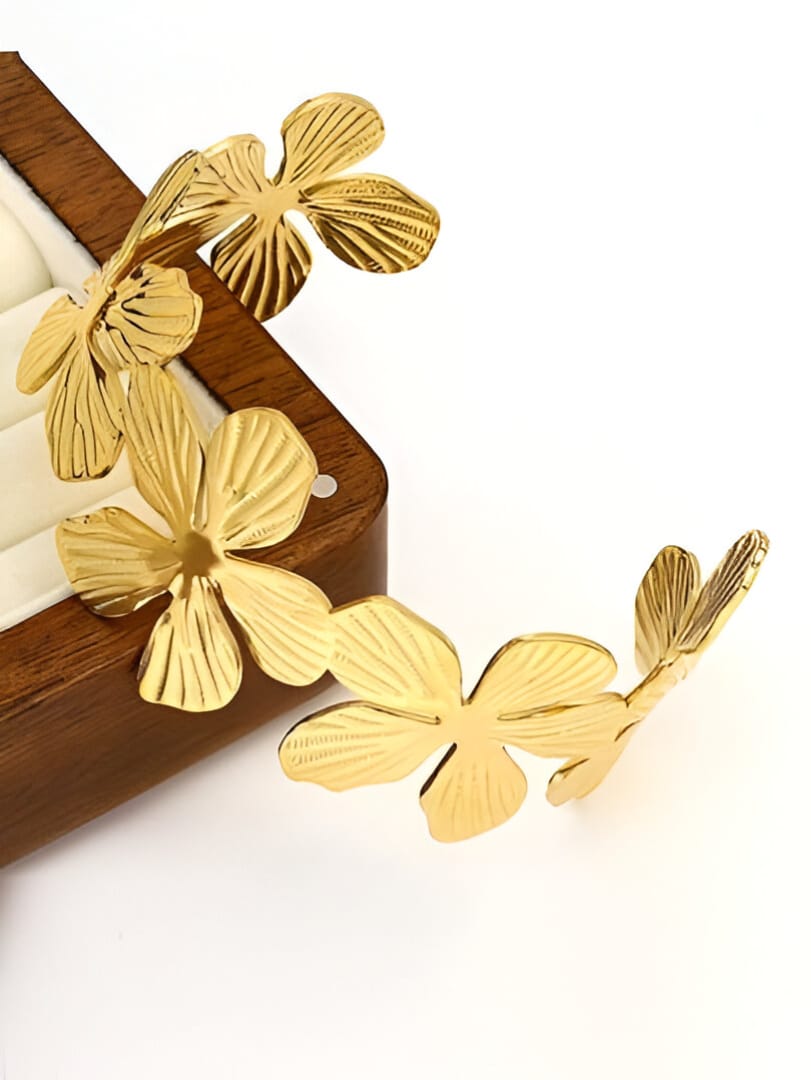 Golden Bloom Floral Bracelet