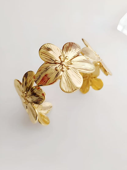 Golden Bloom Floral Bracelet